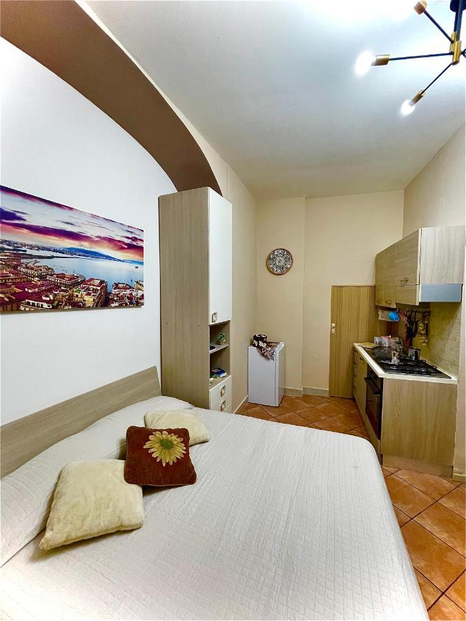 Materday Apartment Napoli Eksteriør bilde
