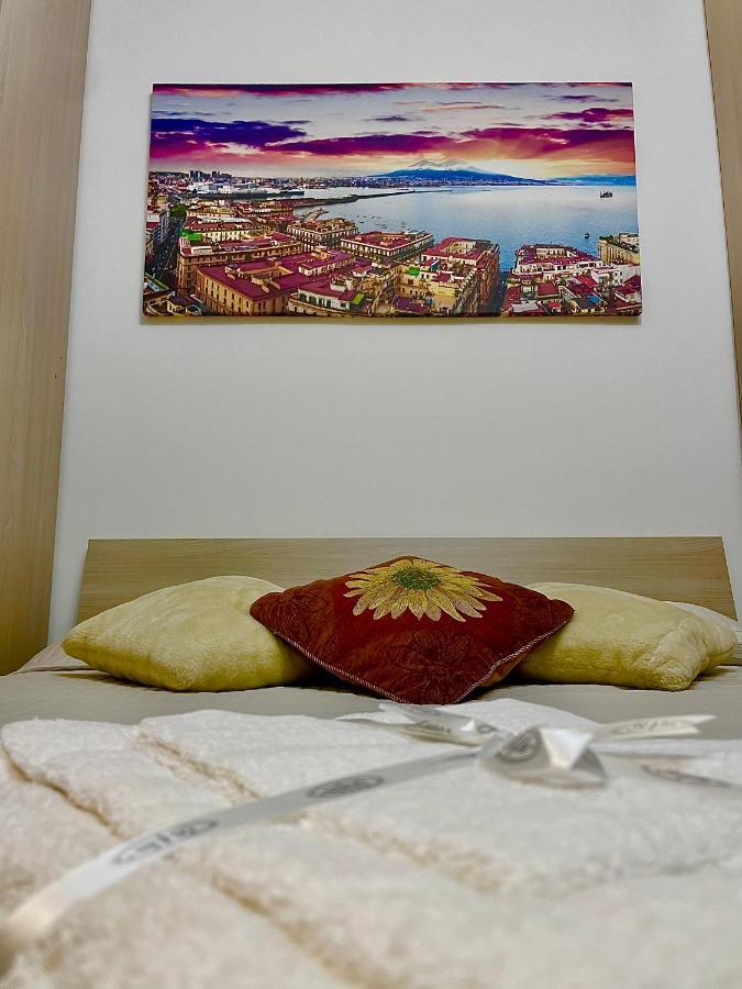 Materday Apartment Napoli Eksteriør bilde